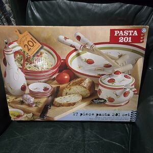 17-Piece Tomato Design Pasta Set